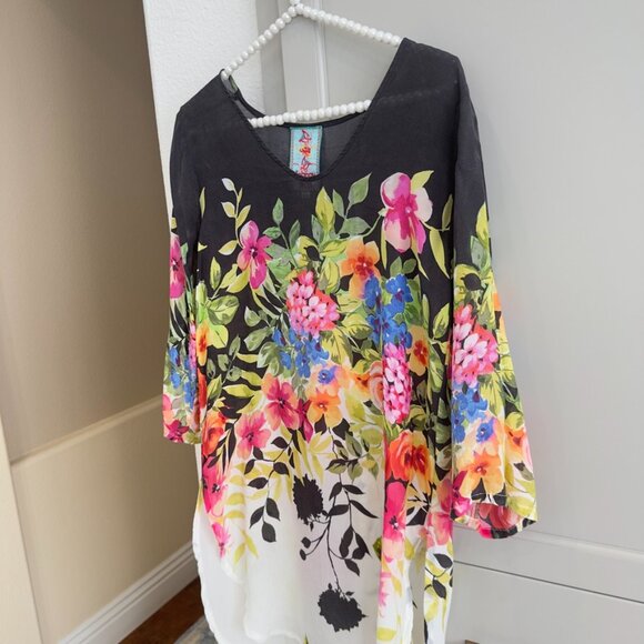 Johnny Was Betty Floral Flower print Silk Like Tunic Top Size XS extra small - Picture 2 of 6